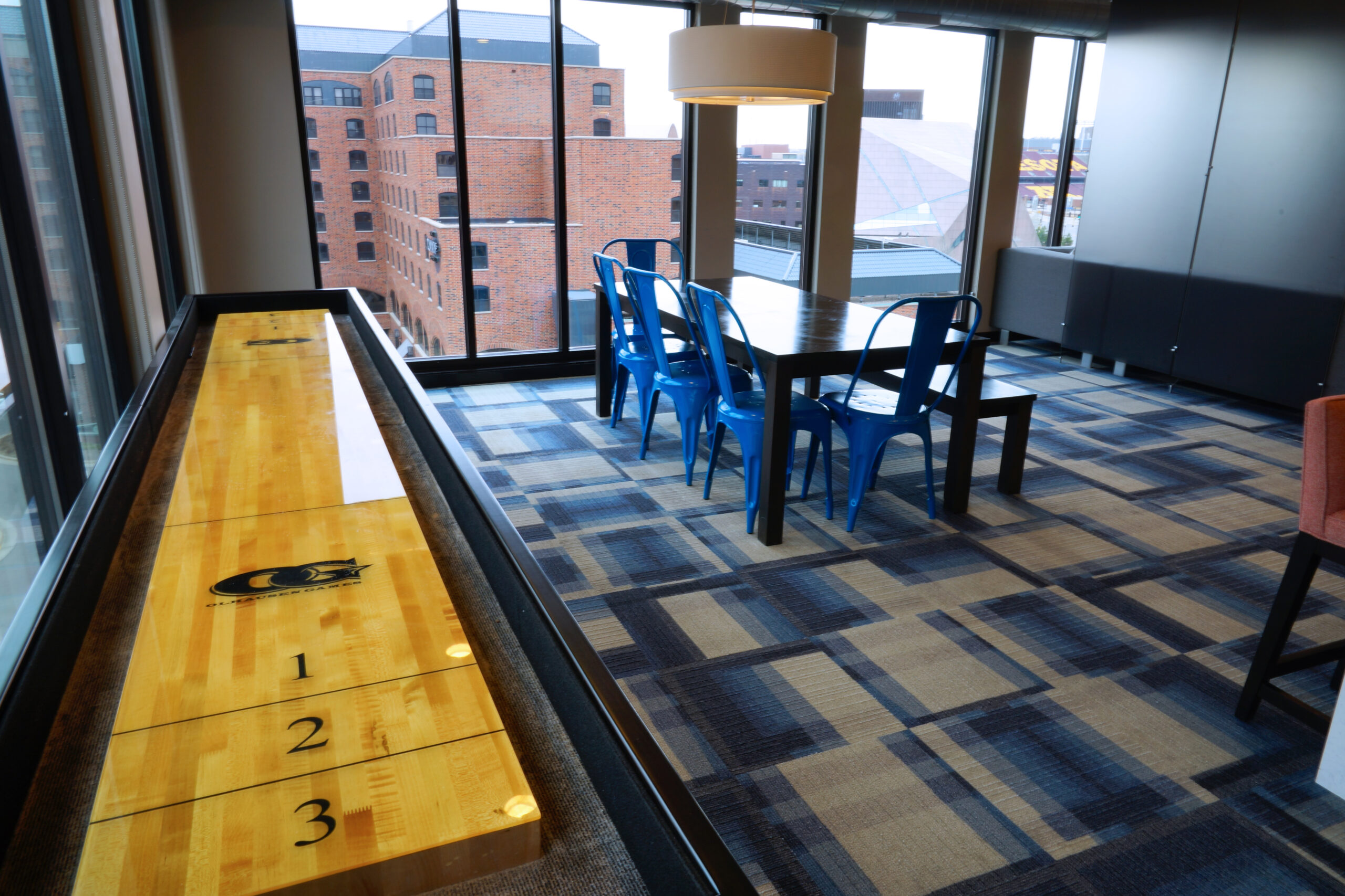 lounge game